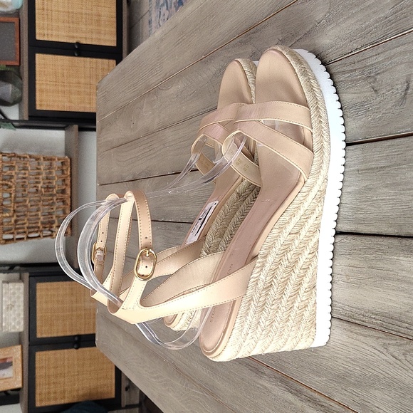 Stuart Weitzman Cream Wedge Sandals Size Women's 11 - Picture 7 of 17